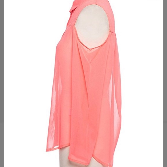 Pink sheer cutout button up size small - Picture 3 of 3